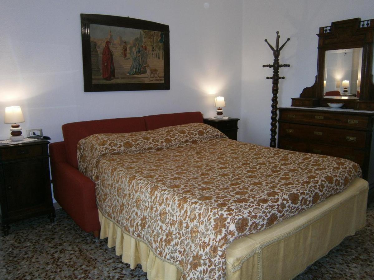 Ca' Pietra Di Nonno Pietro Bed & Breakfast Гавардо Екстериор снимка