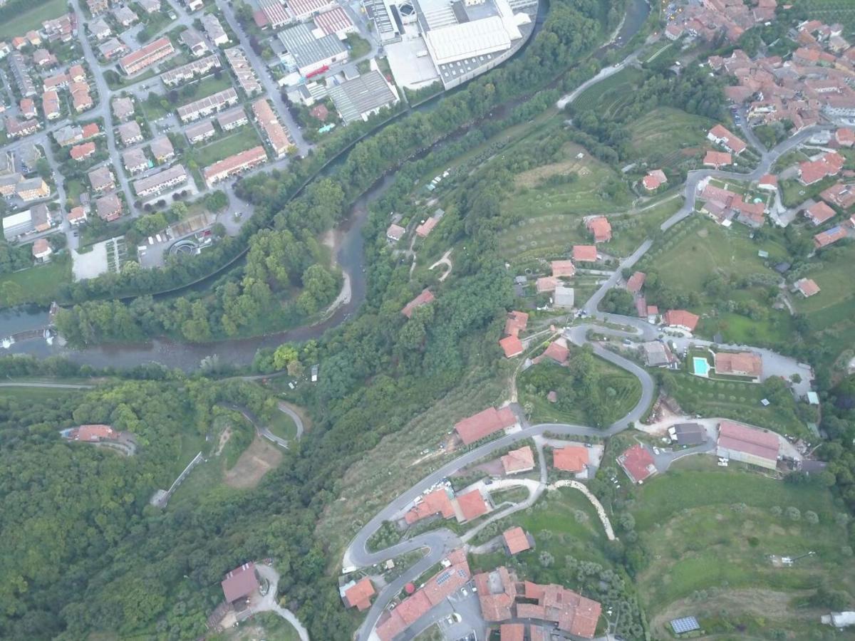 Ca' Pietra Di Nonno Pietro Bed & Breakfast Гавардо Екстериор снимка