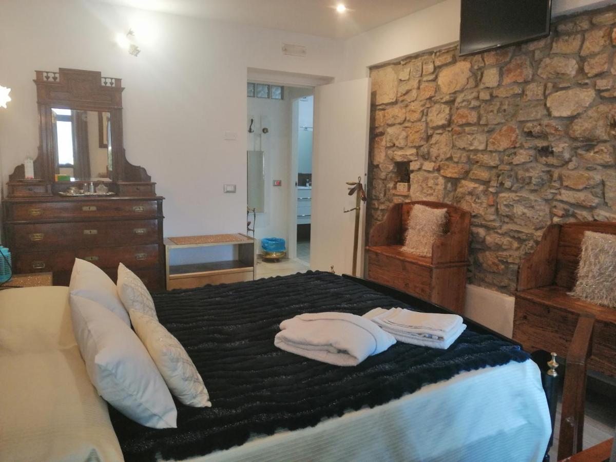 Ca' Pietra Di Nonno Pietro Bed & Breakfast Гавардо Екстериор снимка